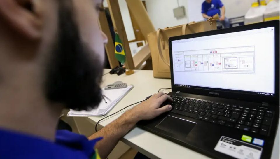 Novas-regras-para-emissao-de-notas-fiscais-por-MEIs-entram